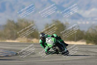 media/Dec-07-2025-CVMA (Sun) [[3e7d2de5dc]]/Race 12- Formula 40 MW and LW/